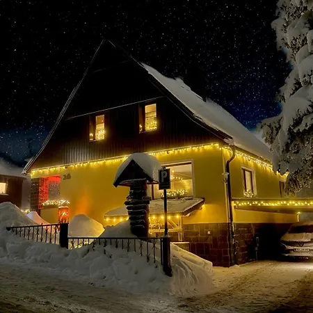 Holiday home Tolles In Kurort Mit Garten Und Grill